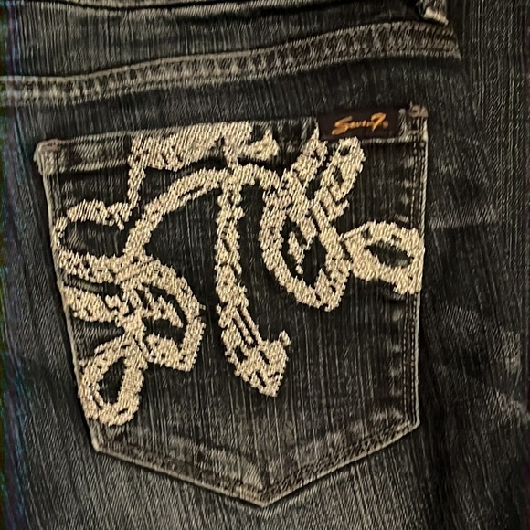 Seven7 size 12 bootcut jeans with silver pocket decoration - Picture 3 of 7